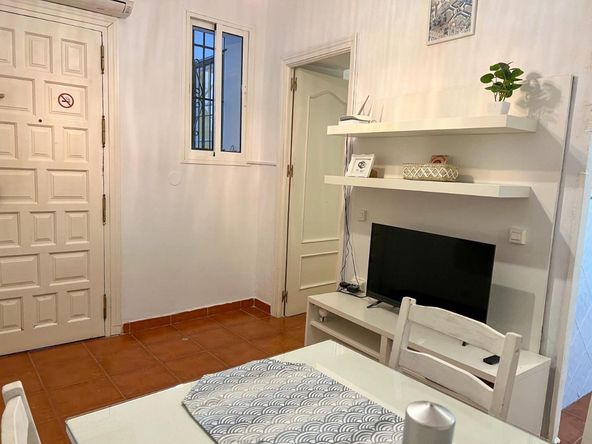Iyourbasics Lovely Apartment Hinestrosa 23 Free Wifi&Ac Málaga Dış mekan fotoğraf