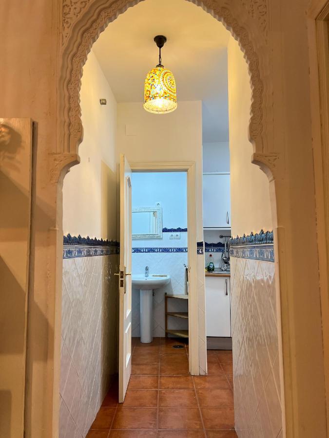 Iyourbasics Lovely Apartment Hinestrosa 23 Free Wifi&Ac Málaga Dış mekan fotoğraf